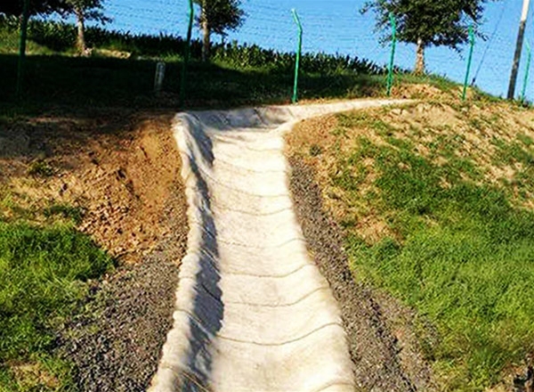 溝渠速干水泥毯應用